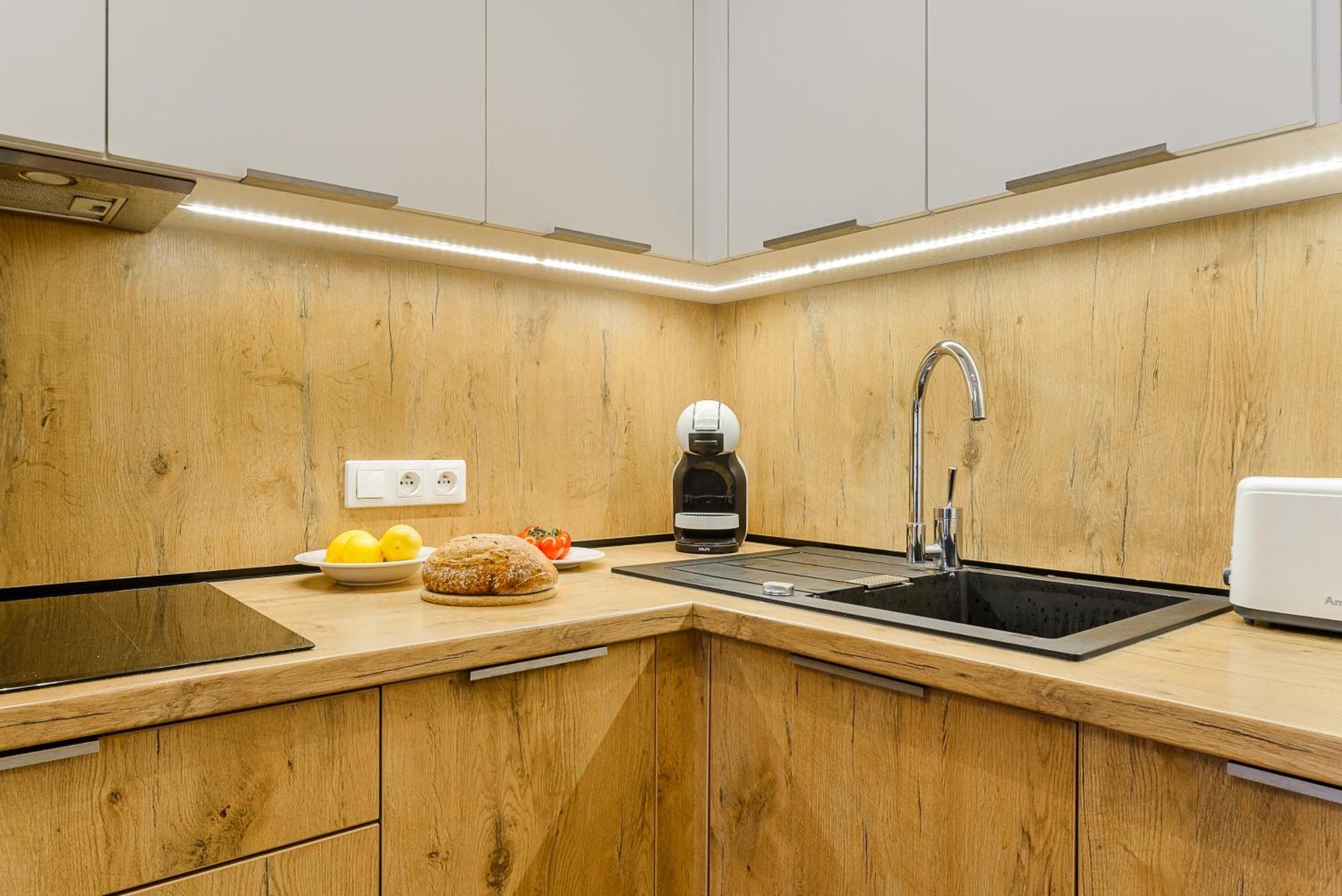 19 Dzielnica Kolejowa P&O Serviced Apartments วอร์ซอ ภายนอก รูปภาพ